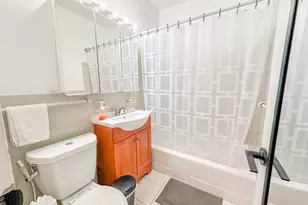 1021 Arlington Blvd, Arlington, VA 22209 - Photo 5