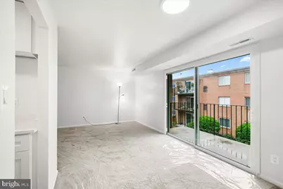 3408 25th Street S #8, Arlington, VA 22206 - Photo 9