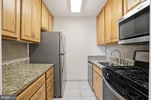 1931 N Cleveland St, Arlington, VA 22201 - Photo 7