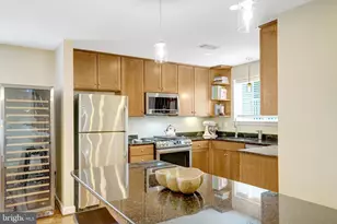 4123 S Four Mile Run Dr, Arlington, VA 22204 - Photo 17
