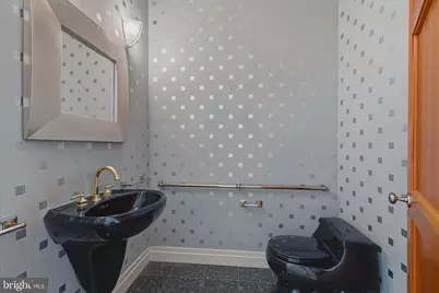 3190 N Woodrow Street, Arlington, VA 22207 - Photo 25