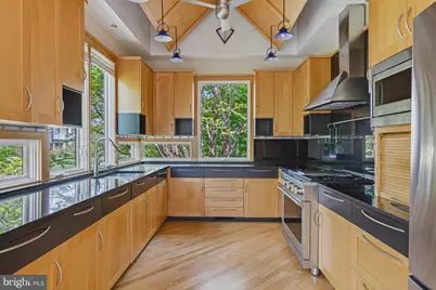 3190 N Woodrow Street, Arlington, VA 22207 - Photo 7