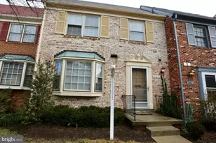 2215 N Somerset St, Arlington, VA 22205 - Photo 1