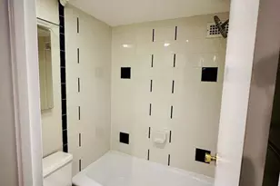 1300 Army Navy Dr, Arlington, VA 22202 - Photo 23