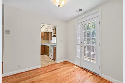 2880 S Abingdon Street #C2, Arlington, VA 22206 - Photo 7