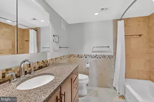 1016 S Wayne St, Arlington, VA 22204 - Photo 21