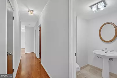 1016 S Wayne Street #910, Arlington, VA 22204 - Photo 11