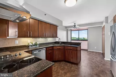 1016 S Wayne Street #910, Arlington, VA 22204 - Photo 23