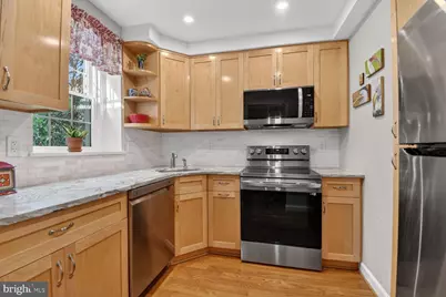 3043 S Columbus Street #B1, Arlington, VA 22206 - Photo 3