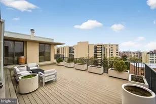 1300 Army Navy Dr, Arlington, VA 22202 - Photo 19