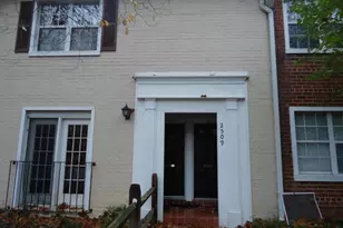2509 S Walter Reed Dr, Arlington, VA 22206 - Photo 1