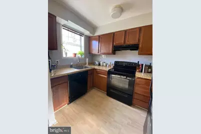 2509 S Walter Reed Drive #D, Arlington, VA 22206 - Photo 3