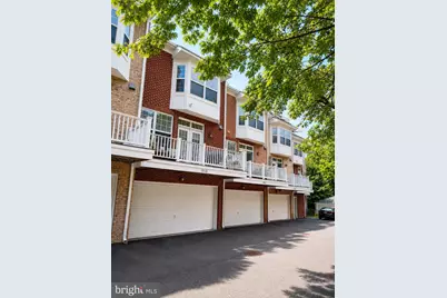 1910 N Adams Street N, Arlington, VA 22201 - Photo 3