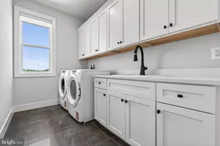 881 N Manchester St, Arlington, VA 22205 - Photo 39