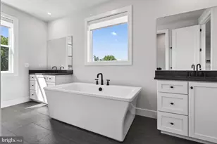881 N Manchester St, Arlington, VA 22205 - Photo 33