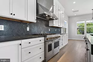 881 N Manchester St, Arlington, VA 22205 - Photo 11
