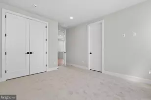 881 N Manchester St, Arlington, VA 22205 - Photo 43
