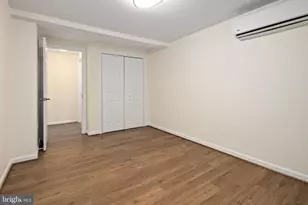 2542 N Wakefield St, Arlington, VA 22207 - Photo 49