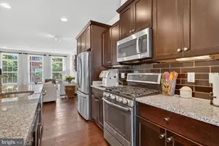 307 Upton Ct N, Arlington, VA 22203 - Photo 9