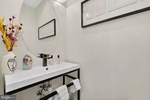 307 Upton Ct N, Arlington, VA 22203 - Photo 15