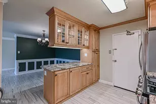 1300 Army Navy Dr, Arlington, VA 22202 - Photo 21