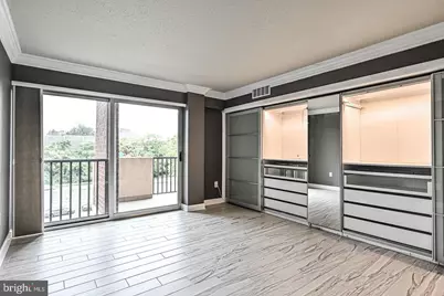 1300 Army Navy Dr #425, Arlington, VA 22202 - Photo 29