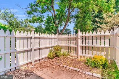 4635 28th Road S #A, Arlington, VA 22206 - Photo 5
