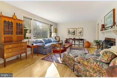 2700 N Dinwiddie Street N, Arlington, VA 22207 - Photo 5