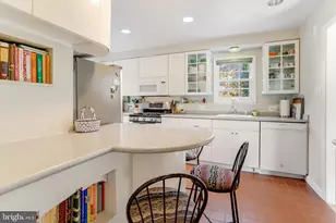 2700 N Dinwiddie Street N, Arlington, VA 22207 - Photo 21