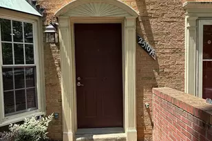 2510 Fairfax Dr, Arlington, VA 22201 - Photo 3