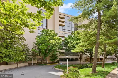 1101 S Arlington Ridge Road #608, Arlington, VA 22202 - Photo 3