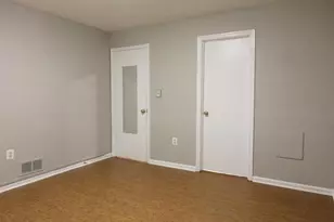 2604 S Arlington Mill Dr, Arlington, VA 22206 - Photo 11