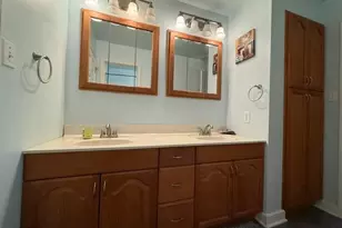 1605 S Hayes St, Arlington, VA 22202 - Photo 17