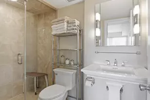 1300 Army Navy Dr, Arlington, VA 22202 - Photo 19