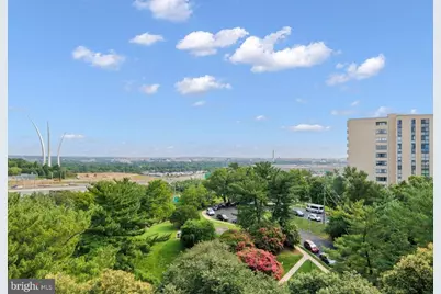 1300 Army Navy Drive #819, Arlington, VA 22202 - Photo 39
