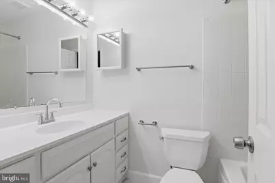656 15th Street S #2, Arlington, VA 22202 - Photo 21