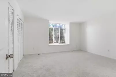 656 15th Street S #2, Arlington, VA 22202 - Photo 17