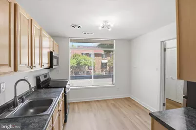 656 15th Street S #2, Arlington, VA 22202 - Photo 9