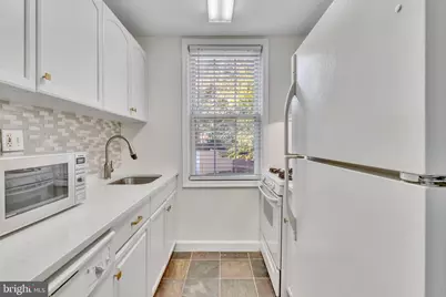 220 N Thomas Street #220-3, Arlington, VA 22203 - Photo 11