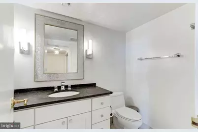 1530 Key Boulevard #906, Arlington, VA 22209 - Photo 17