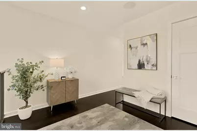 1700 Clarendon Boulevard #152, Arlington, VA 22209 - Photo 3
