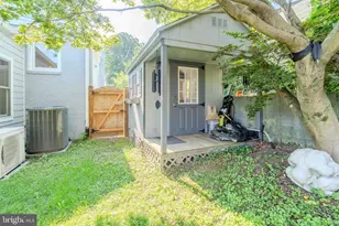 942 N McKinley Rd, Arlington, VA 22205 - Photo 49