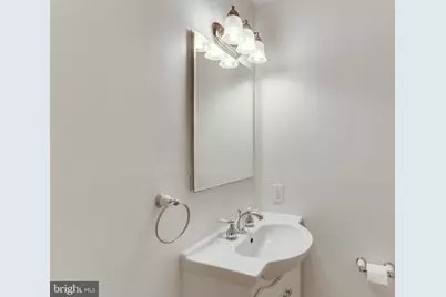 839 N Greenbrier Street, Arlington, VA 22205 - Photo 37