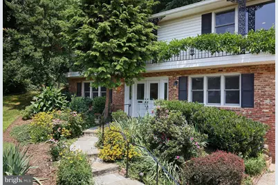 3615 38th Street N, Arlington, VA 22207 - Photo 3