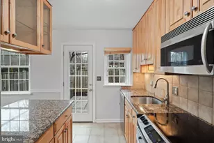 3263 S Stafford St, Arlington, VA 22206 - Photo 17