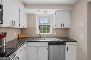 3050 S Buchanan St, Arlington, VA 22206 - Photo 7