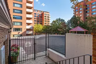 1021 Arlington Blvd, Arlington, VA 22209 - Photo 27