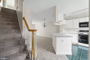 6908 Fairfax Dr, Arlington, VA 22213 - Photo 7