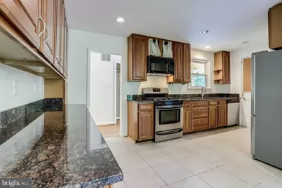 5225 Old Dominion Drive, Arlington, VA 22207 - Photo 13