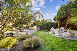1604 N Edgewood St, Arlington, VA 22201 - Photo 47